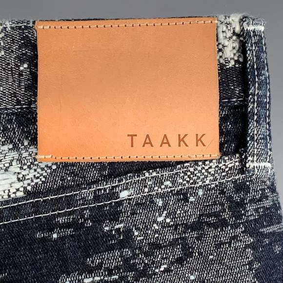 TAAKK Navy Blue Embroidery Cotton Japanese Denim Straight Jeans - Picture 5 of 8
